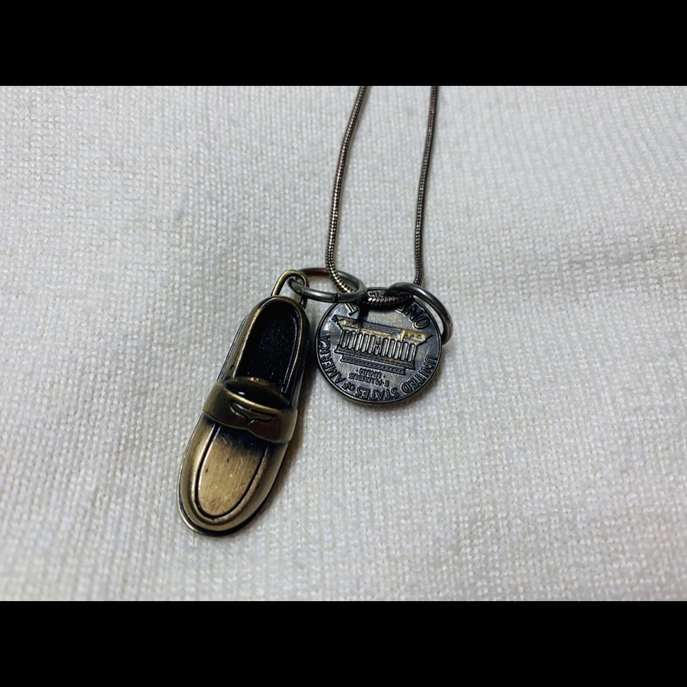 Tommy Hilfiger sweater necklace